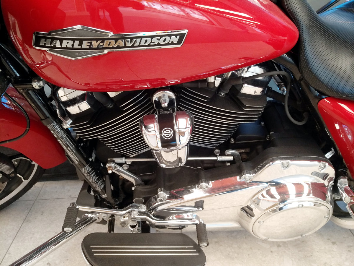 Milwaukee-Eight 107 engine close-up on a 2023 Harley-Davidson Road Glide Special