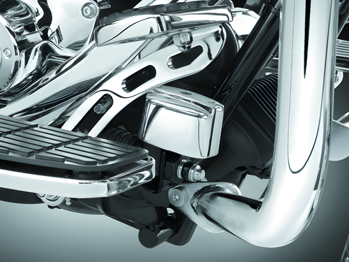 Kuryakyn Master Cylinder Covers C — 1999-2007 Harley-Davidson Touring